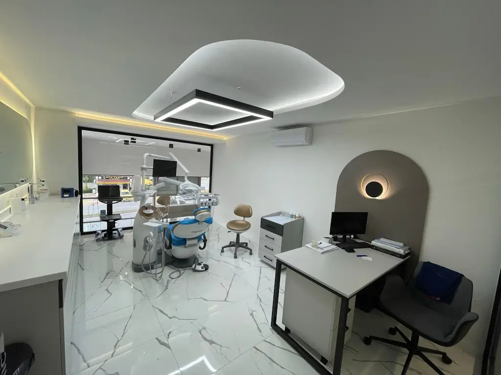 mira-clinic-07